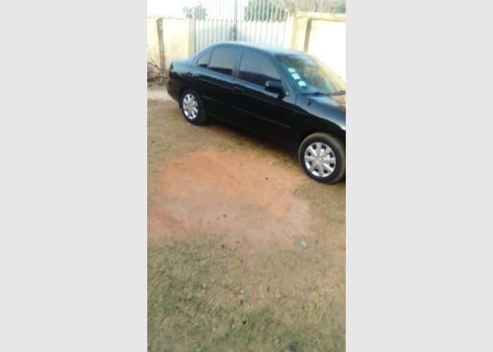 Nissan Sentra, 2002