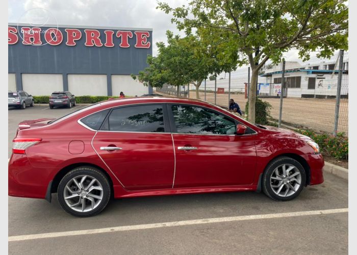 Nissan Sentra SR 2014 Model