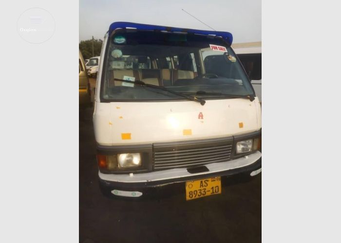 Nissan Urvan TD