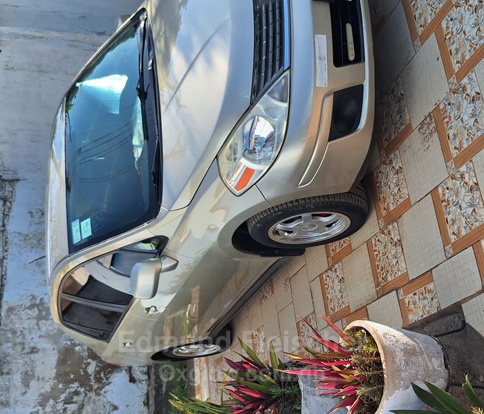 Nissan versa 2009(solid and well maintained car) 