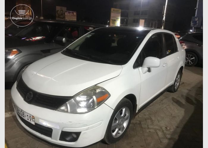 Nissan Versa S 2009 Model