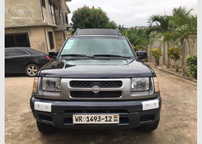 Nissan Xterra 2000 Model