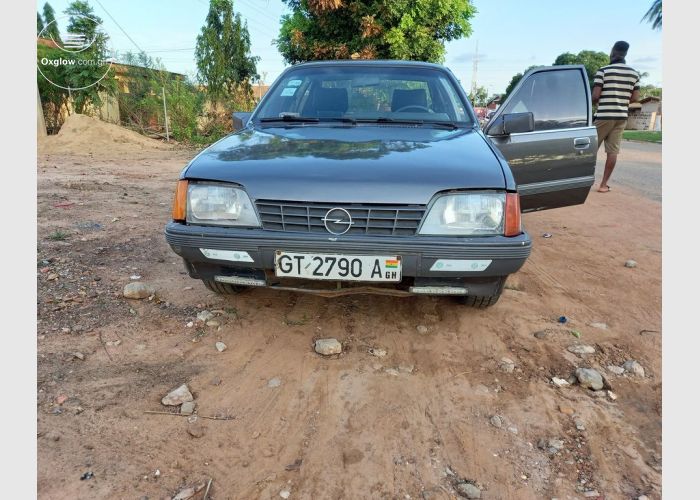 Opel Rekord 1986 Model