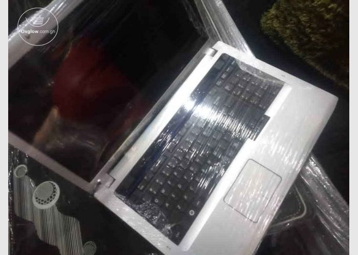 Samsung Core i3 Laptop