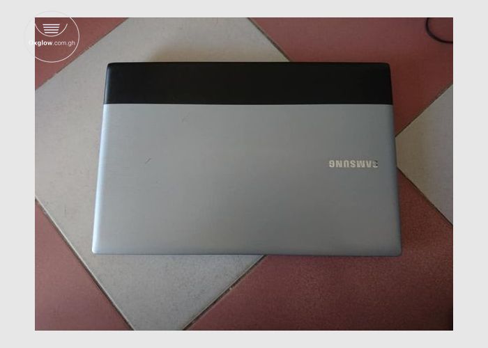 Samsung Core i3 Laptop