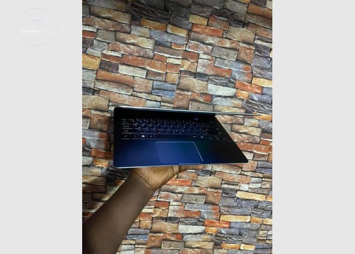 Samsung Core i7 Ultrabook
