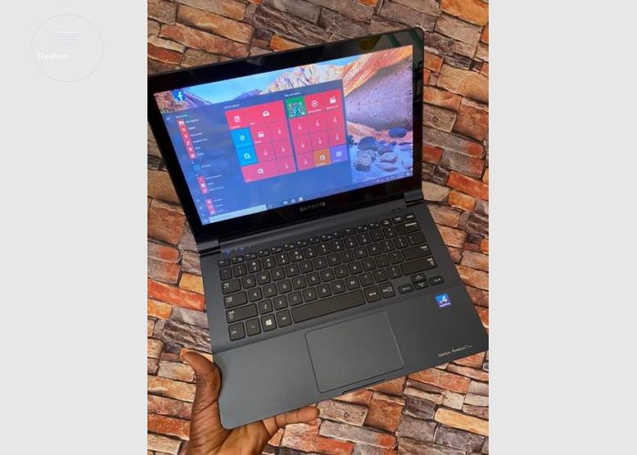 Samsung Quadcore Touchscreen Laptop