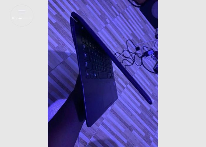 Samsung Ultrabook Laptop