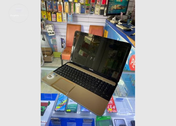TOSHIBA DYNABOOK T552/47GK Core i5 Laptop