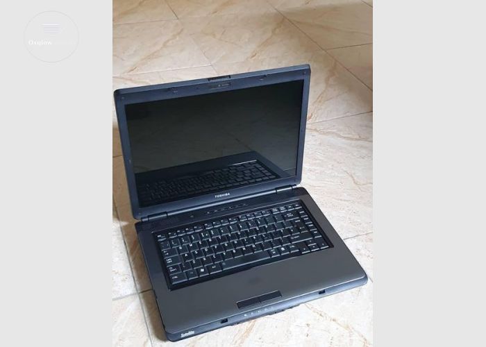 Toshiba L300 Dual Core Laptop