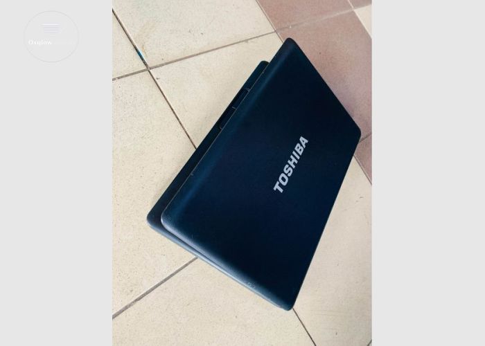 Toshiba Satellite C660 Laptop