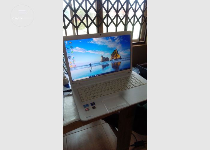 Toshiba satellite c870 - x15 laptop
