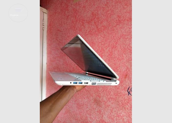 Toshiba Satellite Core i3 Laptop