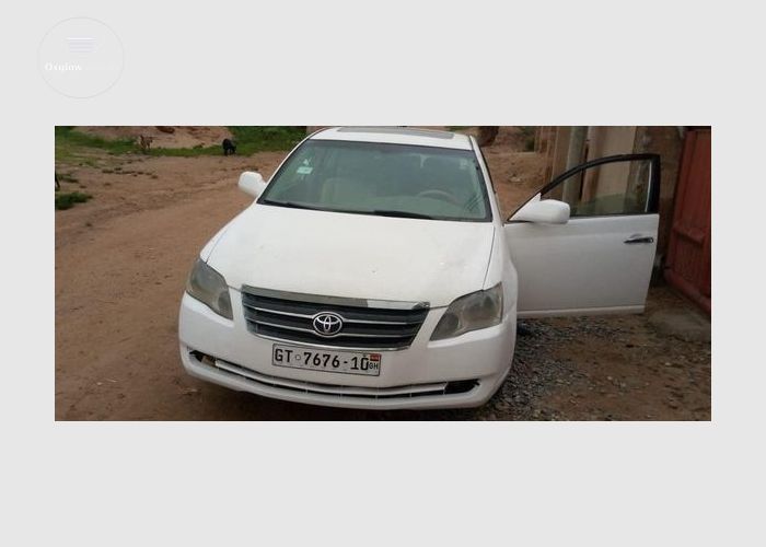 Toyota Avalon 2010 Model
