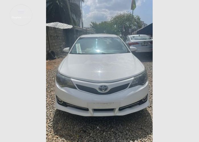 Toyota Camry 2014 Model