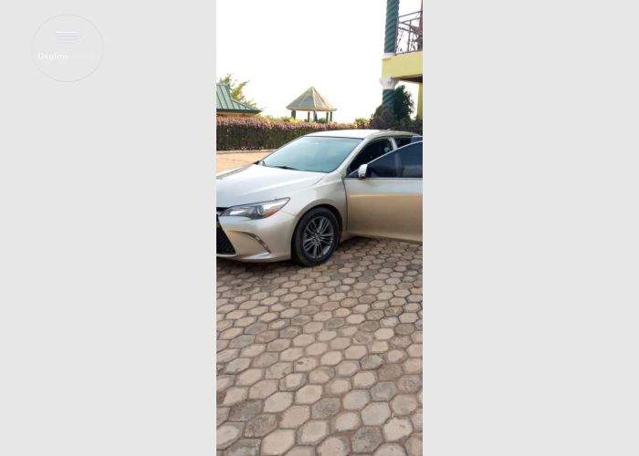 Toyota Camry 2015 Model