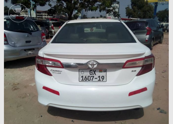 Toyota Camry SE 2012 Model