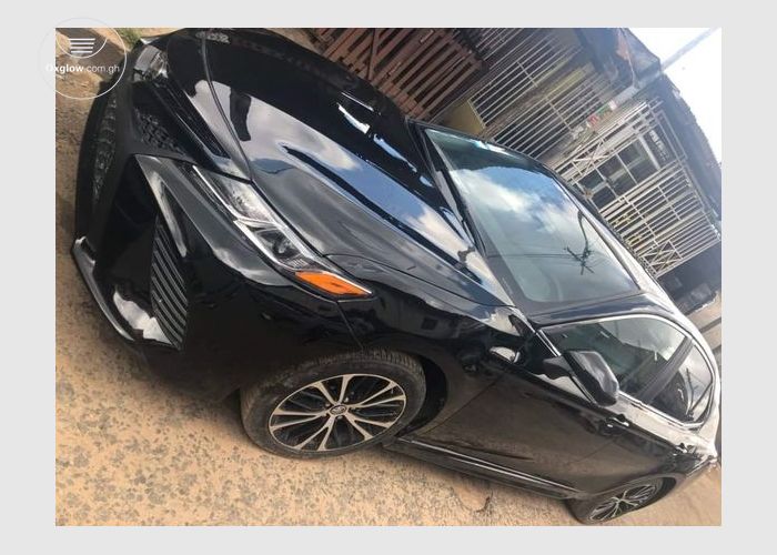 Toyota Camry SE 2018 Model