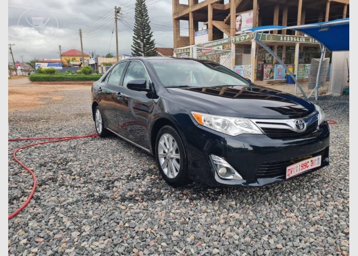 Toyota Camry  XLE  2014 Model - Unregistered