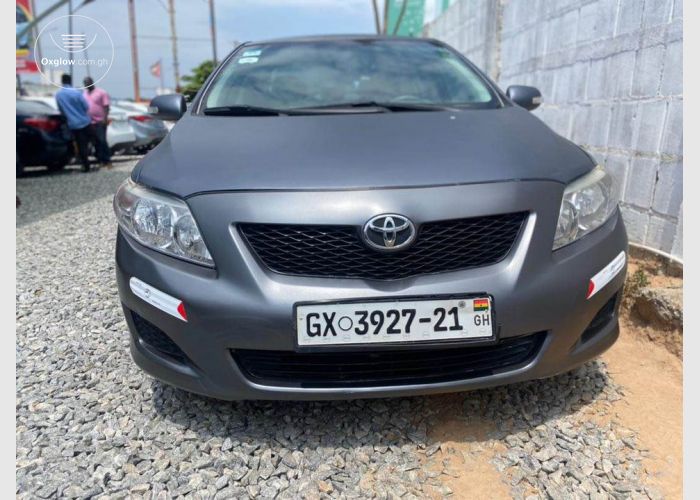 Toyota Corolla LE 2010 Model