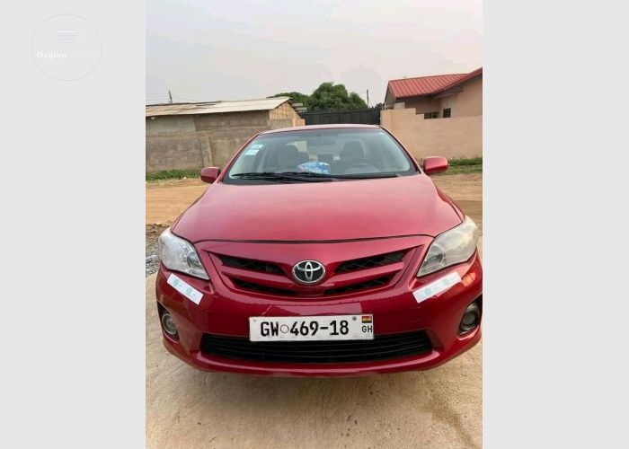 Toyota Corolla LE 2011/12 Model