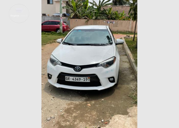 Toyota Corolla LE 2016 Model