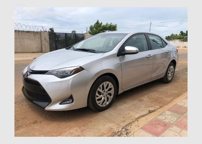 Toyota Corolla LE 2019