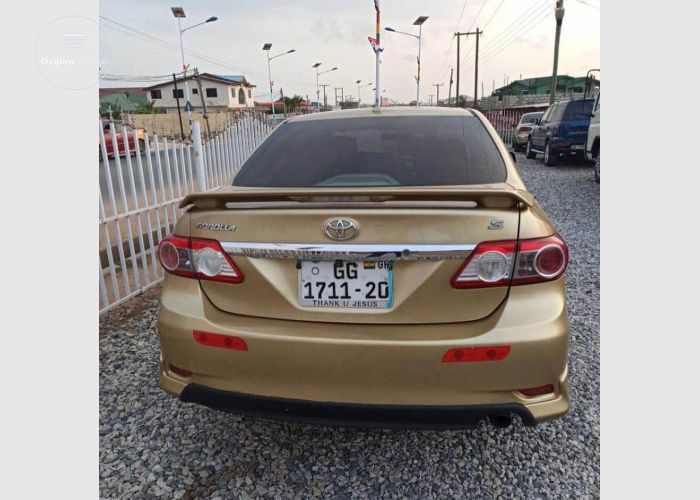 Toyota Corolla S 2012 Model
