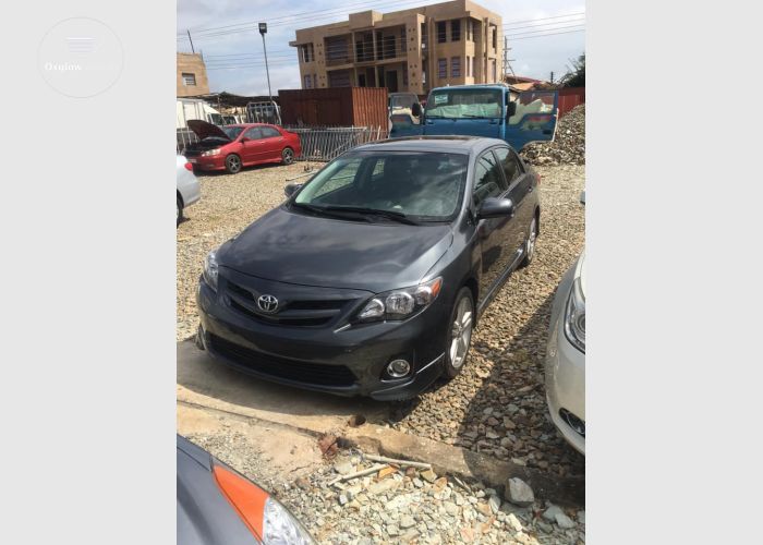 Toyota Corolla S 2013 Model