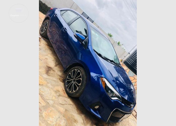 Toyota Corolla S 2015 Model