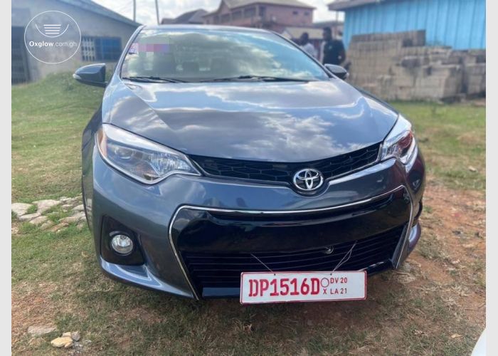 Toyota Corolla S 2015 Model