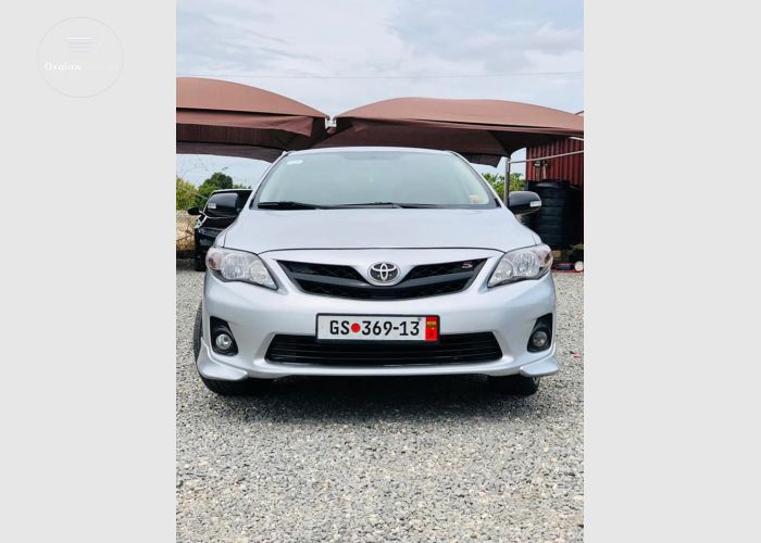 Toyota Corolla Sports 2013 Model