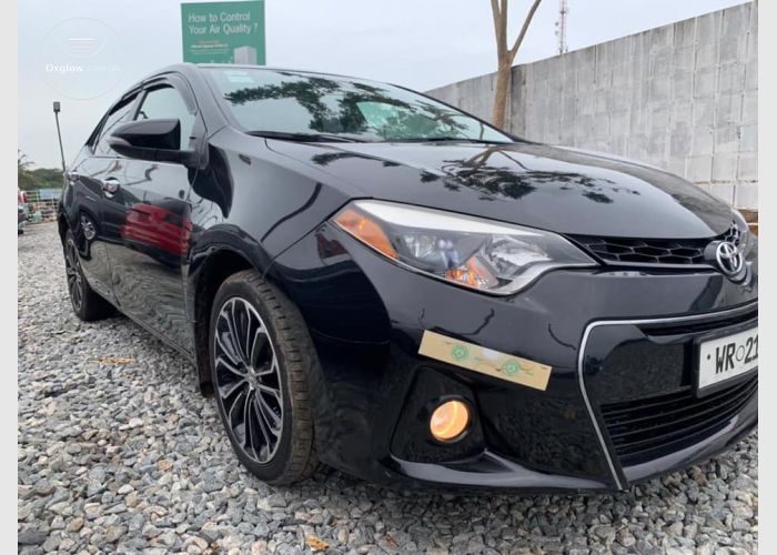 Toyota Corolla Sports 2015 Model