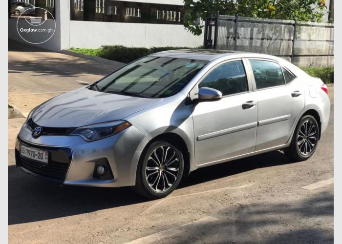 Toyota Corolla Sports 2015 Model