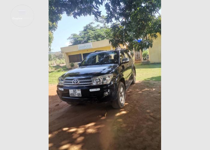 Toyota Fortuner 2008 Model