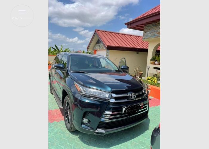 Toyota Highlander XLE 2018 Model