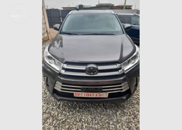 Toyota Highlander XLE 2018 Model
