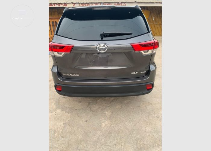 Toyota Highlander XLE 2019 Model - Unregistered