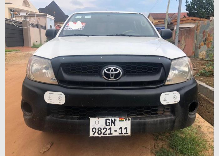 Toyota Hilux 2011 Model