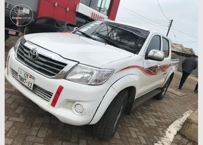 Toyota Hilux 2012 Model