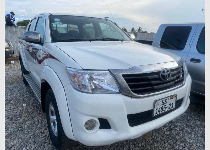 Toyota Hilux 2013 Model