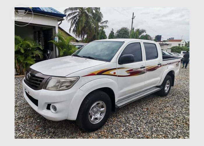 Toyota Hilux 2014 Model