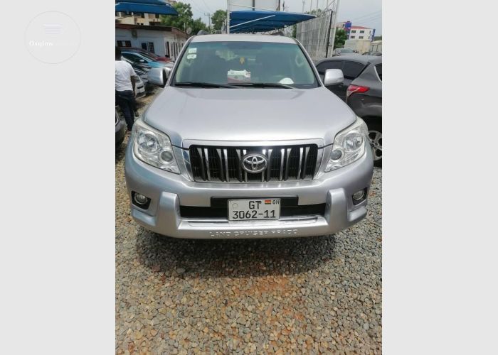 Toyota Land Cruiser Prado 2011 Model