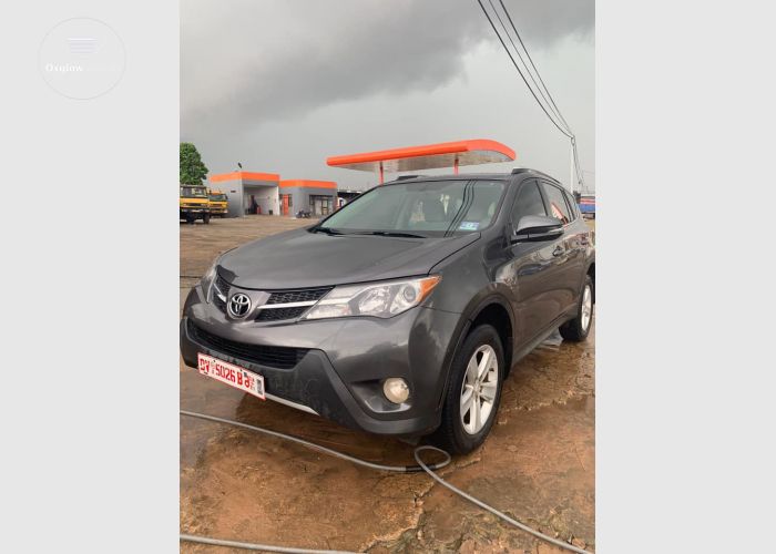 Toyota RAV4 XLE 2014 Model