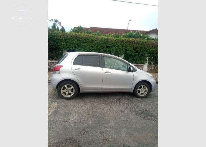 Toyota Vitz 2009 Model 4 Plugs