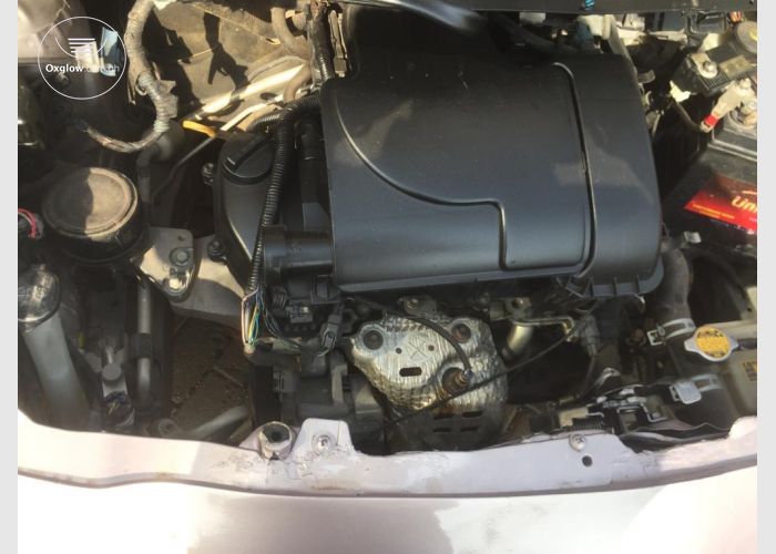 Toyota Vitz 2010 Model 3plugs Used