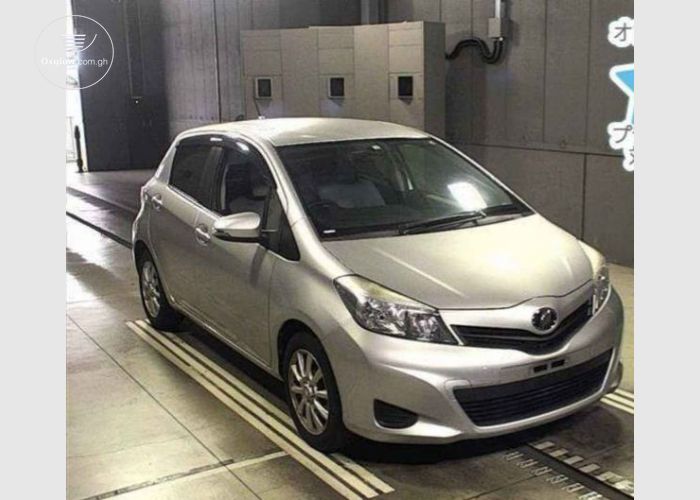 Toyota Vitz 2011 4 Plugs 