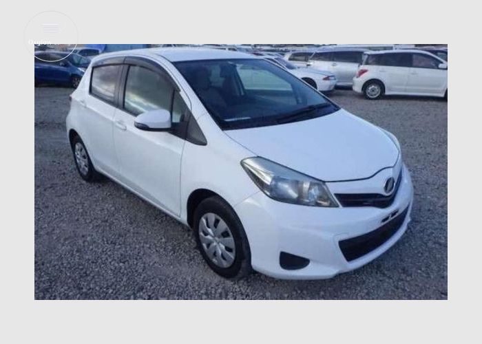 Toyota Vitz 2011 Model 4 Plugs