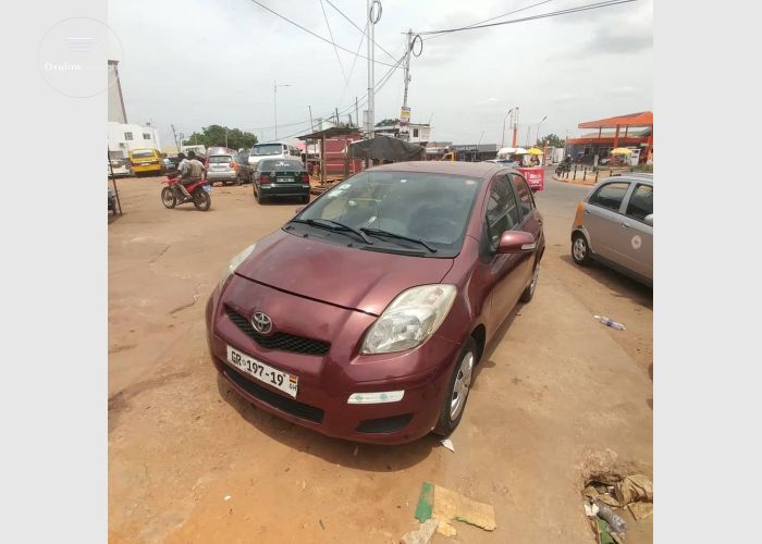 Toyota Vitz For Sale 3Plugs
