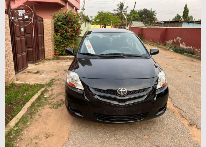 TOYOTA YARIS 2008 MODEL